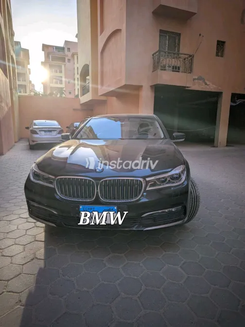 بي ام دبليو 740 2019 أبيض مستعملة للبيع - 4