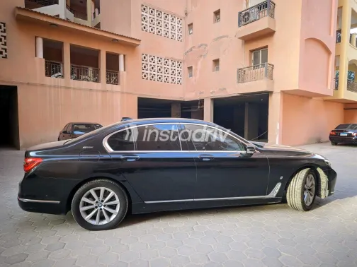 بي ام دبليو 740 2019 أبيض مستعملة للبيع - 10