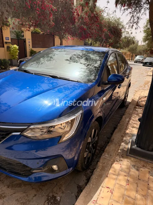 رينو تاليانت 2025 أبيض مستعملة للبيع - 4