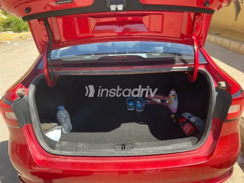 MG 5 2021 White Used for Sale - 2