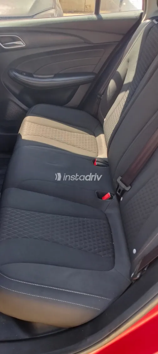 MG 5 2021 White Used for Sale - 8