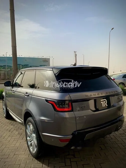 Land Rover Range Rover Sport 2021 Gray Used for Sale - 4