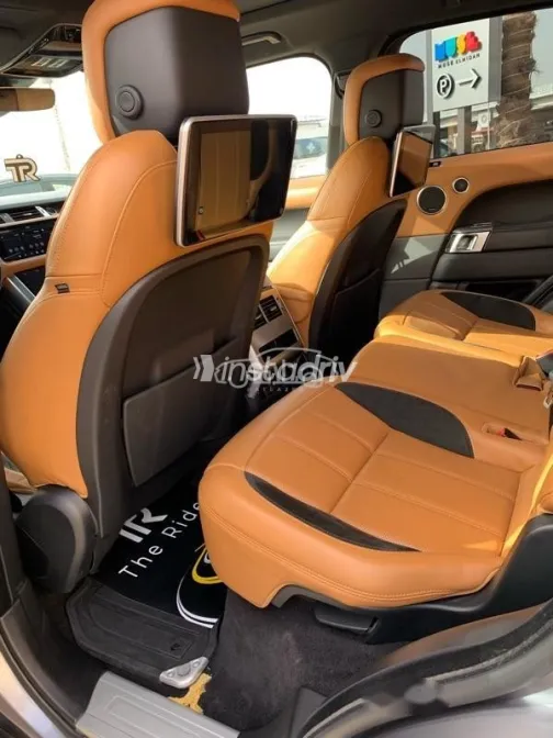 Land Rover Range Rover Sport 2021 Gray Used for Sale - 9