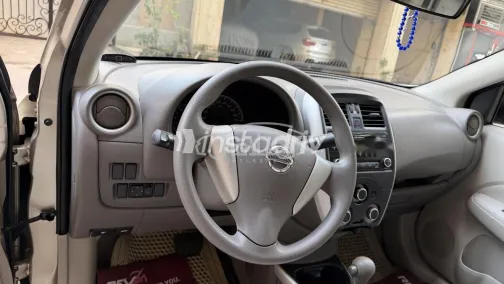 نيسان صنى 2016 ذهبي مستعملة للبيع - 8