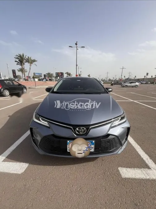 تويوتا كورولا 2026 أبيض مستعملة للبيع - 1