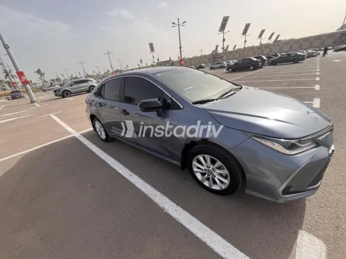 تويوتا كورولا 2026 أبيض مستعملة للبيع - 5