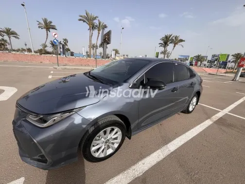 تويوتا كورولا 2026 أبيض مستعملة للبيع - 6