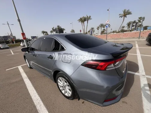 تويوتا كورولا 2026 أبيض مستعملة للبيع - 7