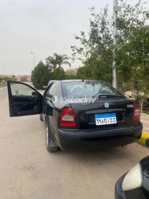سكودا اوكتافيا A4 2006 أسود مستعملة للبيع - 2