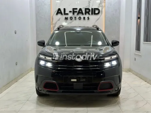 سيتروين C5 2022 أسود مستعملة للبيع - 1