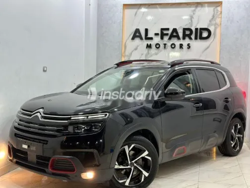 سيتروين C5 2022 أسود مستعملة للبيع - 3
