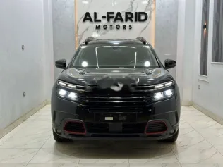 سيتروين C5 2022 أسود مستعملة للبيع