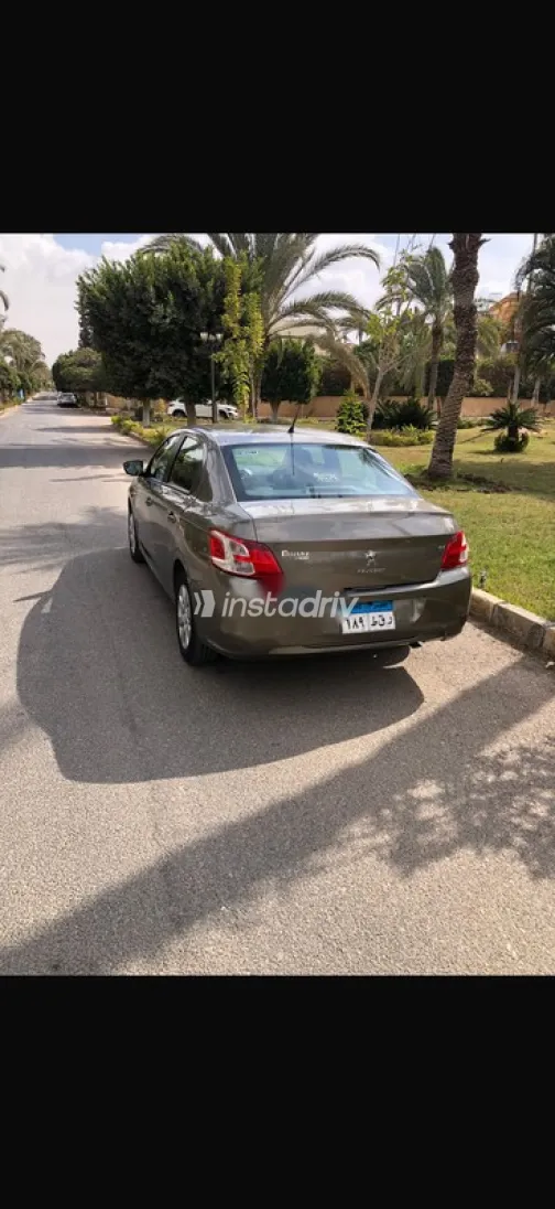 Peugeot 301 2015 Bronze Used for Sale - 4