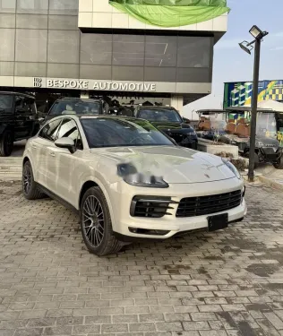 بورش كايين اس 2021 بيج مستعملة للبيع