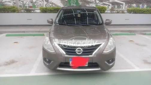 نيسان صنى 2020 برونزي مستعملة للبيع - 1