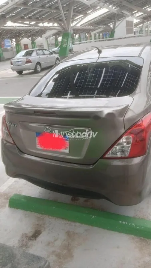 نيسان صنى 2020 برونزي مستعملة للبيع - 4