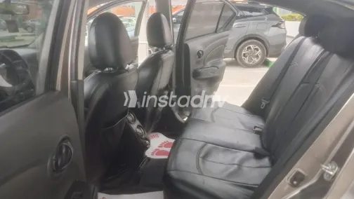 نيسان صنى 2020 برونزي مستعملة للبيع - 6