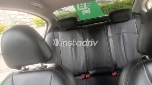 نيسان صنى 2020 برونزي مستعملة للبيع - 10