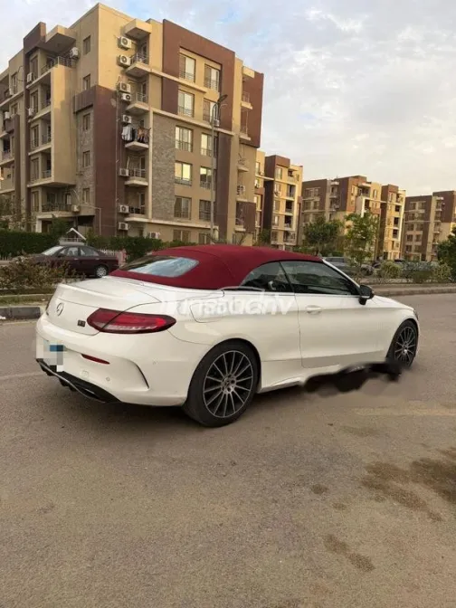 مرسيدس C 300 2020 أبيض مستعملة للبيع - 7