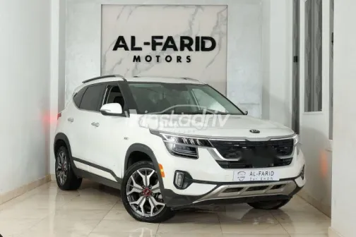 Kia Seltos 2021 White Used for Sale - 3