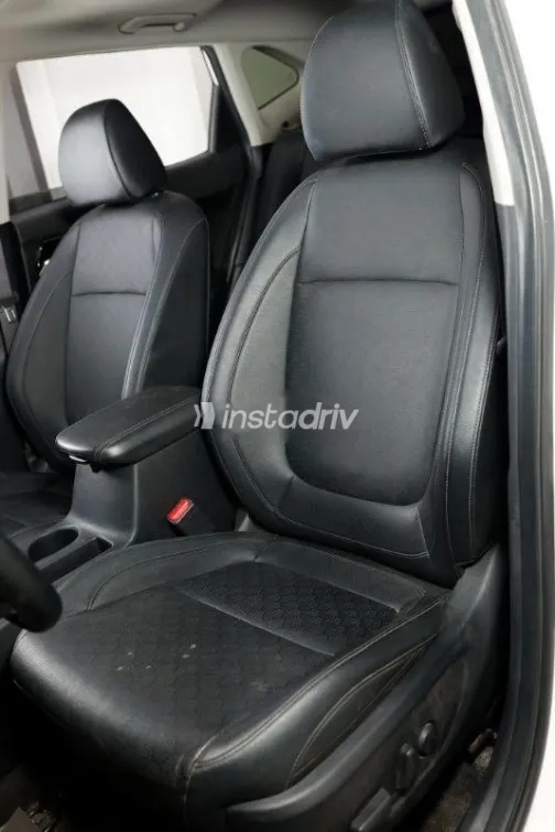 Kia Seltos 2021 White Used for Sale - 5