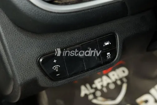 Kia Seltos 2021 White Used for Sale - 7