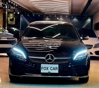 مرسيدس C 300 2020 أسود مستعملة للبيع