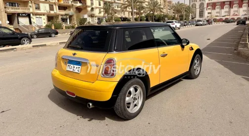 مينى كوبر 2009 أصفر مستعملة للبيع - 4