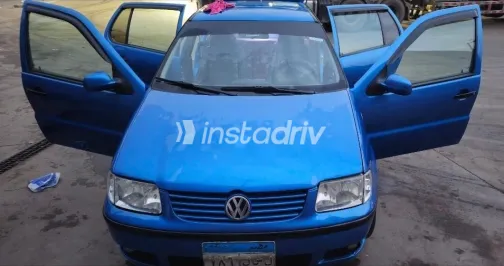 فولكس فاغن بولو 2001 أزرق مستعملة للبيع - 6