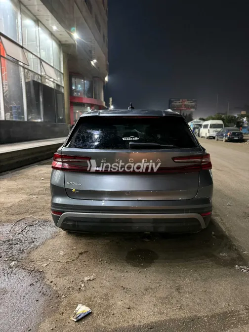 سكودا كودياك 2026 أبيض مستعملة للبيع - 3