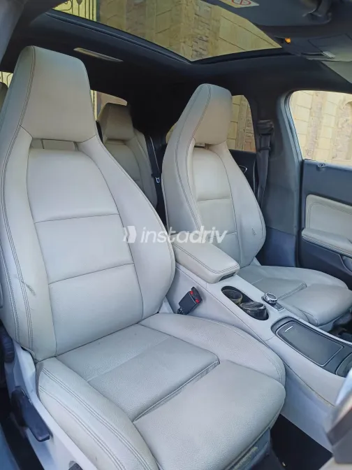 Mercedes CLA 180 2018 White Used for Sale - 4