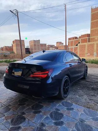 مرسيدس CLA 180 2018 أبيض مستعملة للبيع