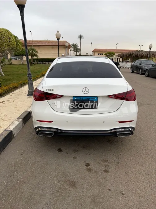 مرسيدس C 180 2022 أبيض مستعملة للبيع - 2
