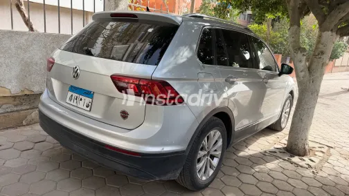 فولكس فاغن تيجون 2020 أبيض مستعملة للبيع - 7