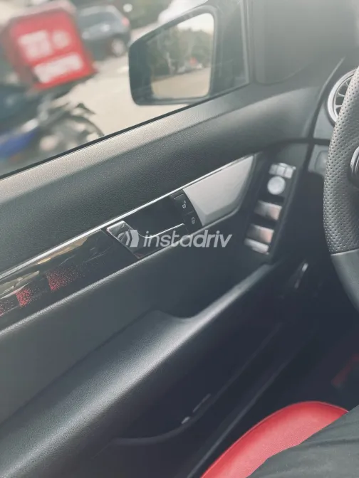 مرسيدس C 180 2013 أبيض مستعملة للبيع - 1