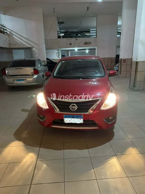 نيسان صنى 2022 أبيض مستعملة للبيع - 4