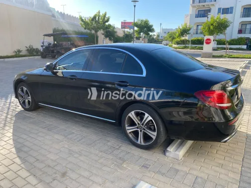 مرسيدس E 180 2019 أبيض مستعملة للبيع - 5