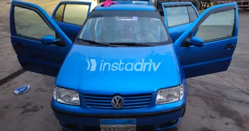 فولكس فاغن بولو 2001 أبيض مستعملة للبيع - 3