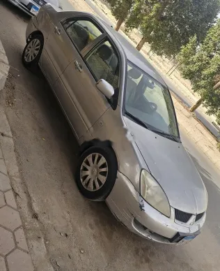 ميتسوبيشي لانسر بومة 2008 شامبين مستعملة للبيع