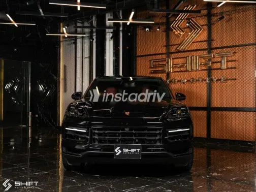 بورش كايين اس 2024 أسود مستعملة للبيع - 2