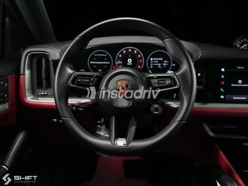 بورش كايين اس 2024 أسود مستعملة للبيع - 3