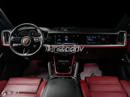 بورش كايين اس 2024 أسود مستعملة للبيع - 4