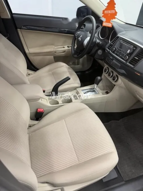 Mitsubishi Lancer 2016 Silver Used for Sale - 3