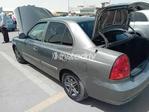 هيونداي فيرنا 2013 رمادي مستعملة للبيع - 5