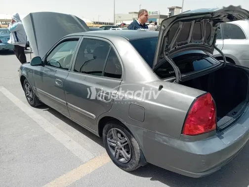 هيونداي فيرنا 2013 رمادي مستعملة للبيع - 6