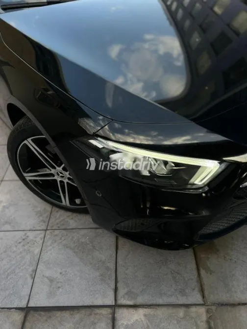 مرسيدس A 200 2022 أسود مستعملة للبيع - 3