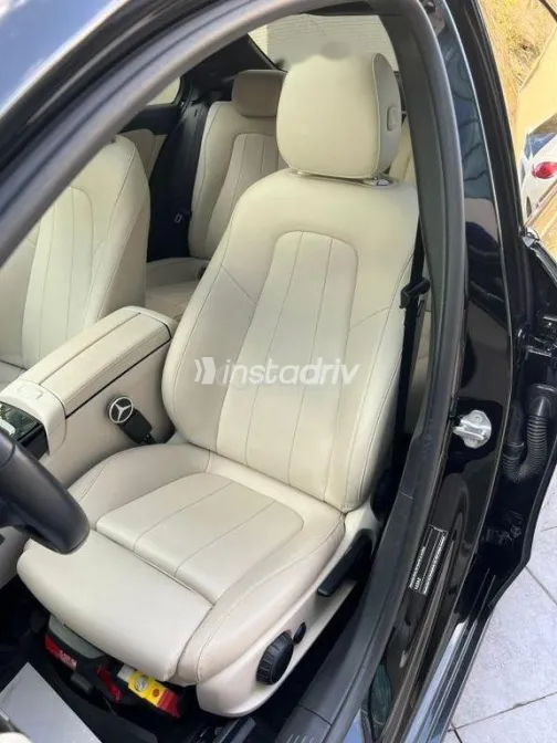 مرسيدس A 200 2022 أسود مستعملة للبيع - 6