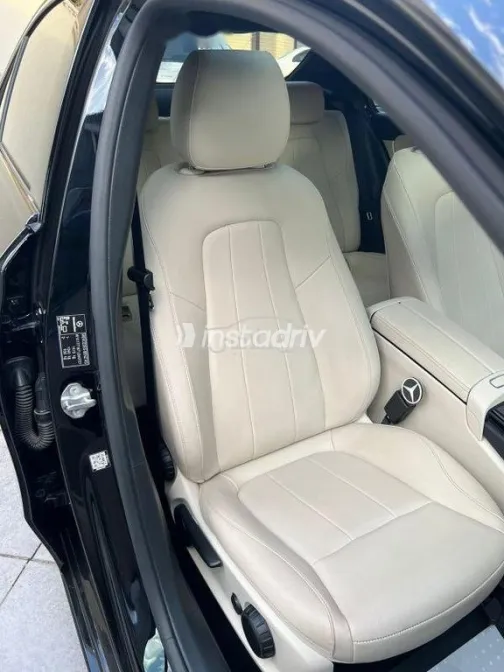 مرسيدس A 200 2022 أسود مستعملة للبيع - 8