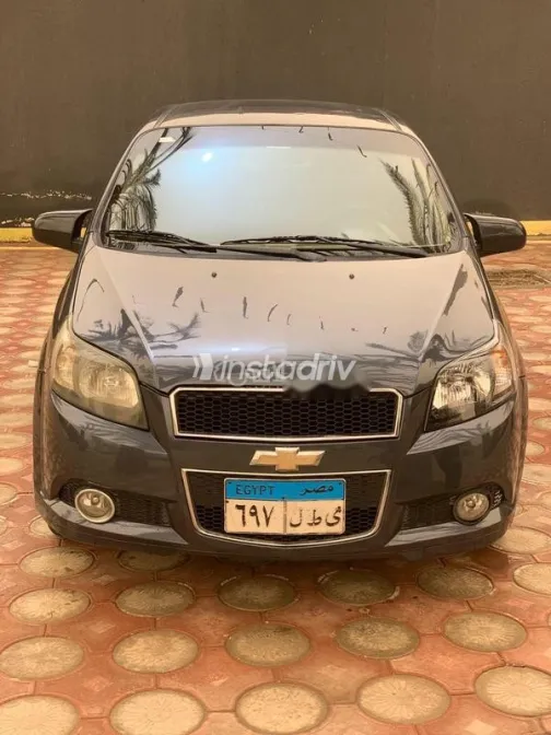 شيفروليه افيو 2017 أبيض مستعملة للبيع - 1