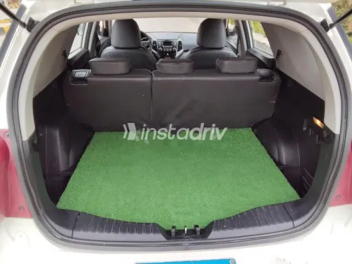 سانج يونج تيفولى XLV 2017 أبيض مستعملة للبيع - 3